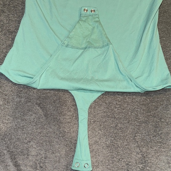 Auden Luxury Collection-NWOT Women's Long Sleeve Teal Bodysuit Size Medium - Picture 11 of 15